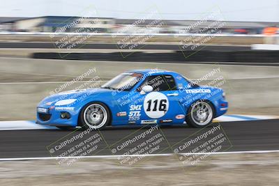 media/Jan-25-2025-CalClub SCCA (Sat) [[03c98a249e]]/Race 4/